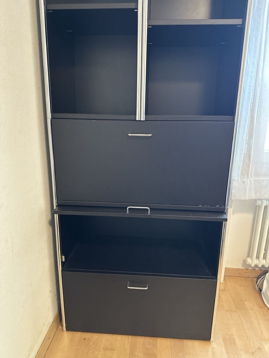 Scaffali: Schwarzes Büromöbel / Büro- Möbel- Module – Usato da Pfäffikon ZH venduto da dog83 3