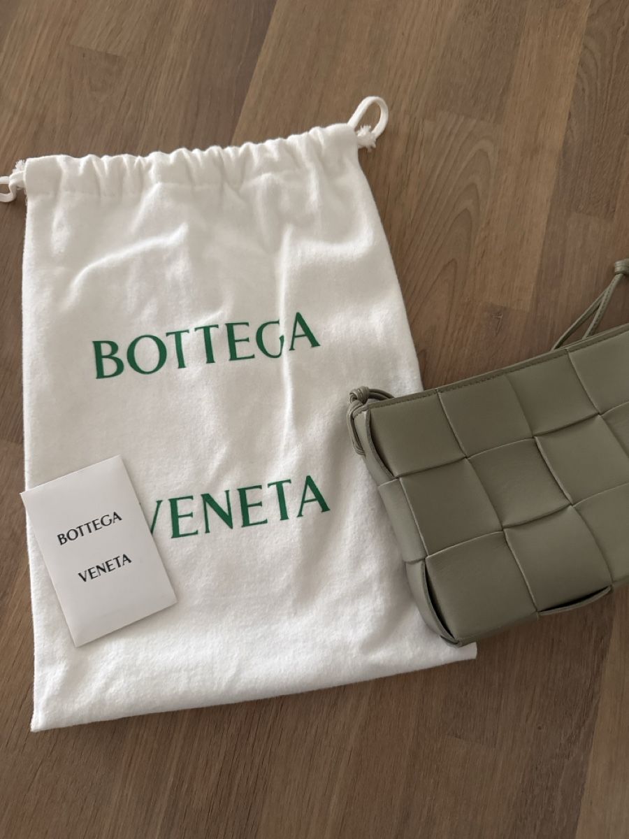 Bottega Veneta Borse da donna: Bottega Veneta Cassette Handbag Khaki – Usato da Basel venduto da fel_l8h9 2