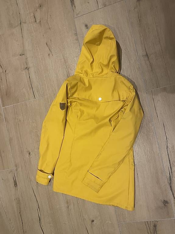 Giacche: Regenjacke gelb von Derbe Gr. 36 – Usato da Röschenz venduto da Va.ni.ni 2