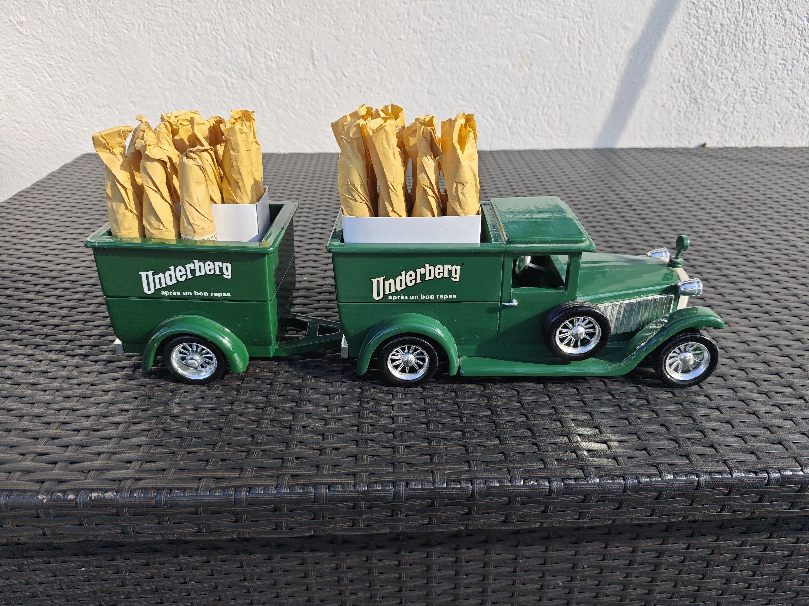 Giocattoli: Underberg-LKW mit Anhänger – Usato da Vordemwald venduto da RiHe01