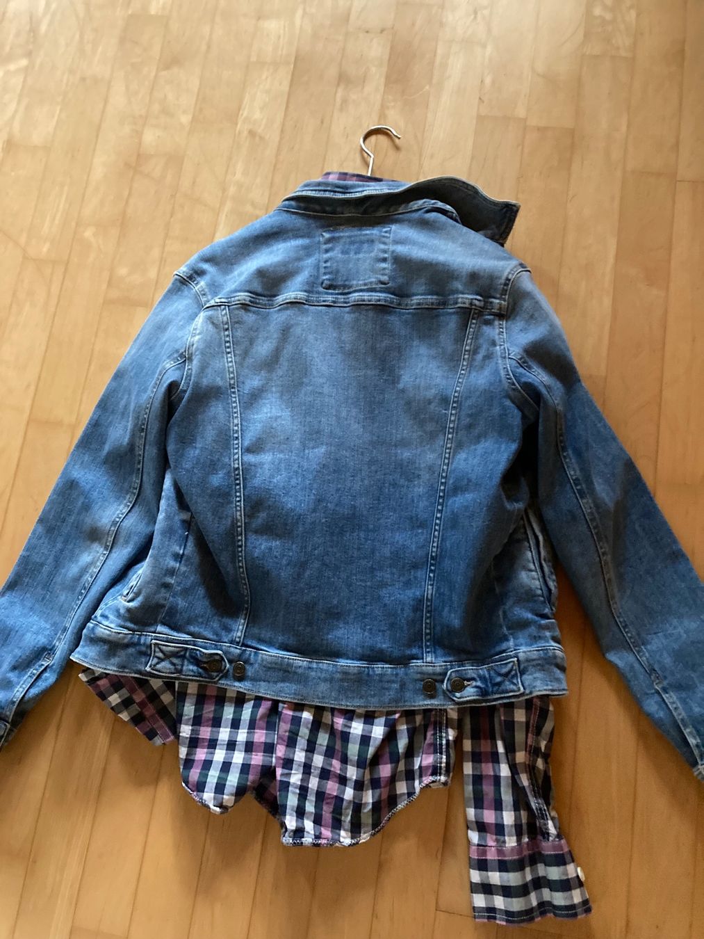 Jacken: Jeansjacke mit Hemd – Gebraucht aus Eggiwil von onedollar02 4