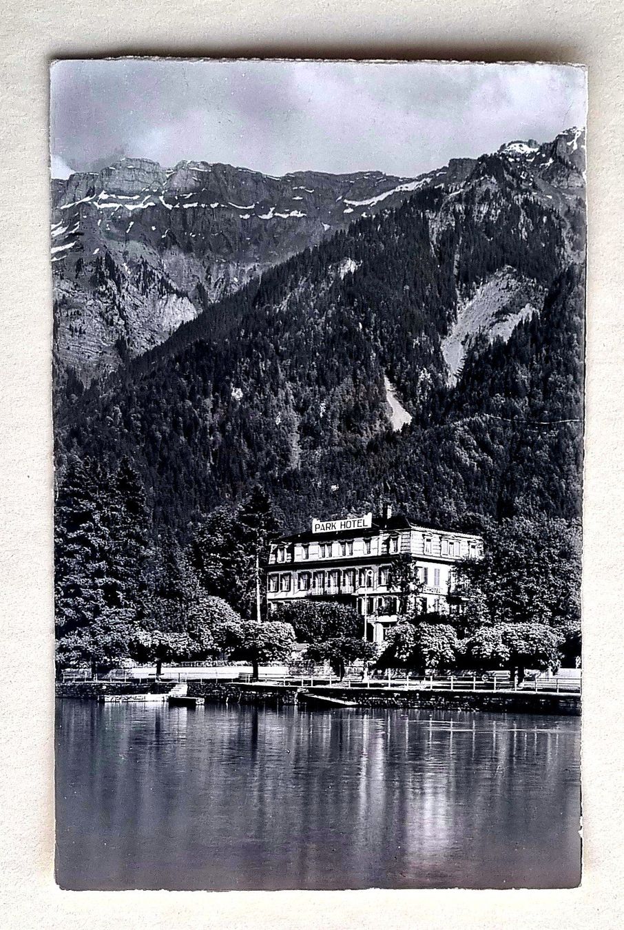 Cartes postales: Bönigen - Brienzersee - Park Hotel – D'occasion à Rothrist par RROENK