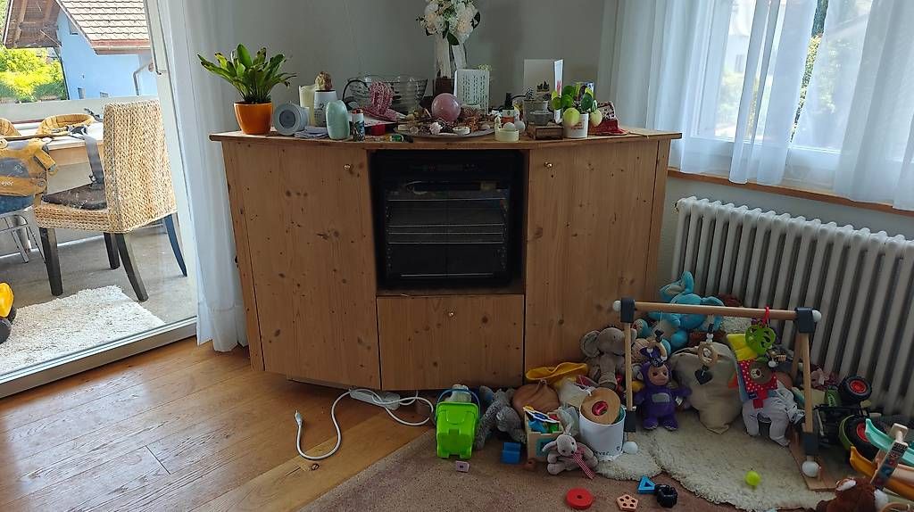 Kommoden: Eckmöbel Holz – Gebraucht aus Thun von nic_glc9
