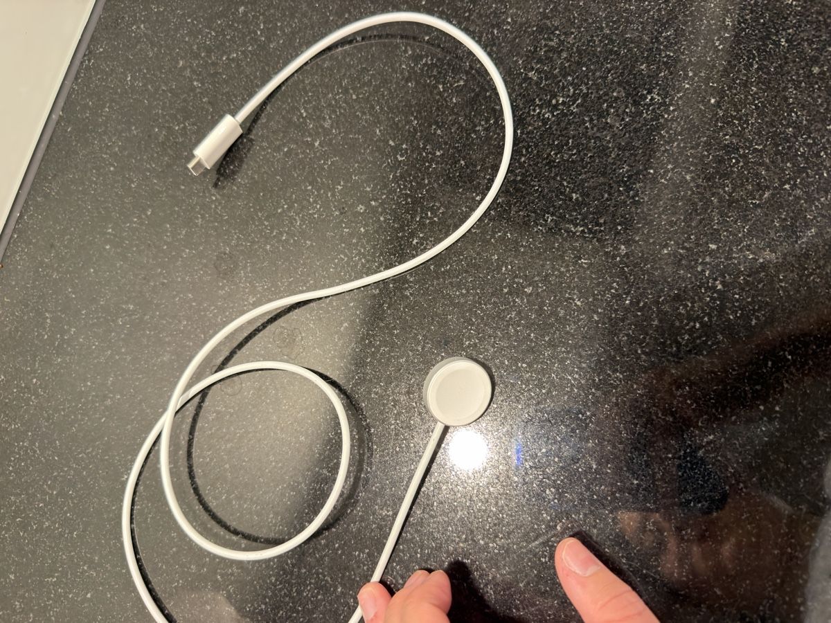 Apple Smartwatch-Zubehör: Apple Watch magnetisches Ladegerät USB-C  – Neu (gemäss Beschreibung) aus Teufenthal AG von ram_lkf7 4