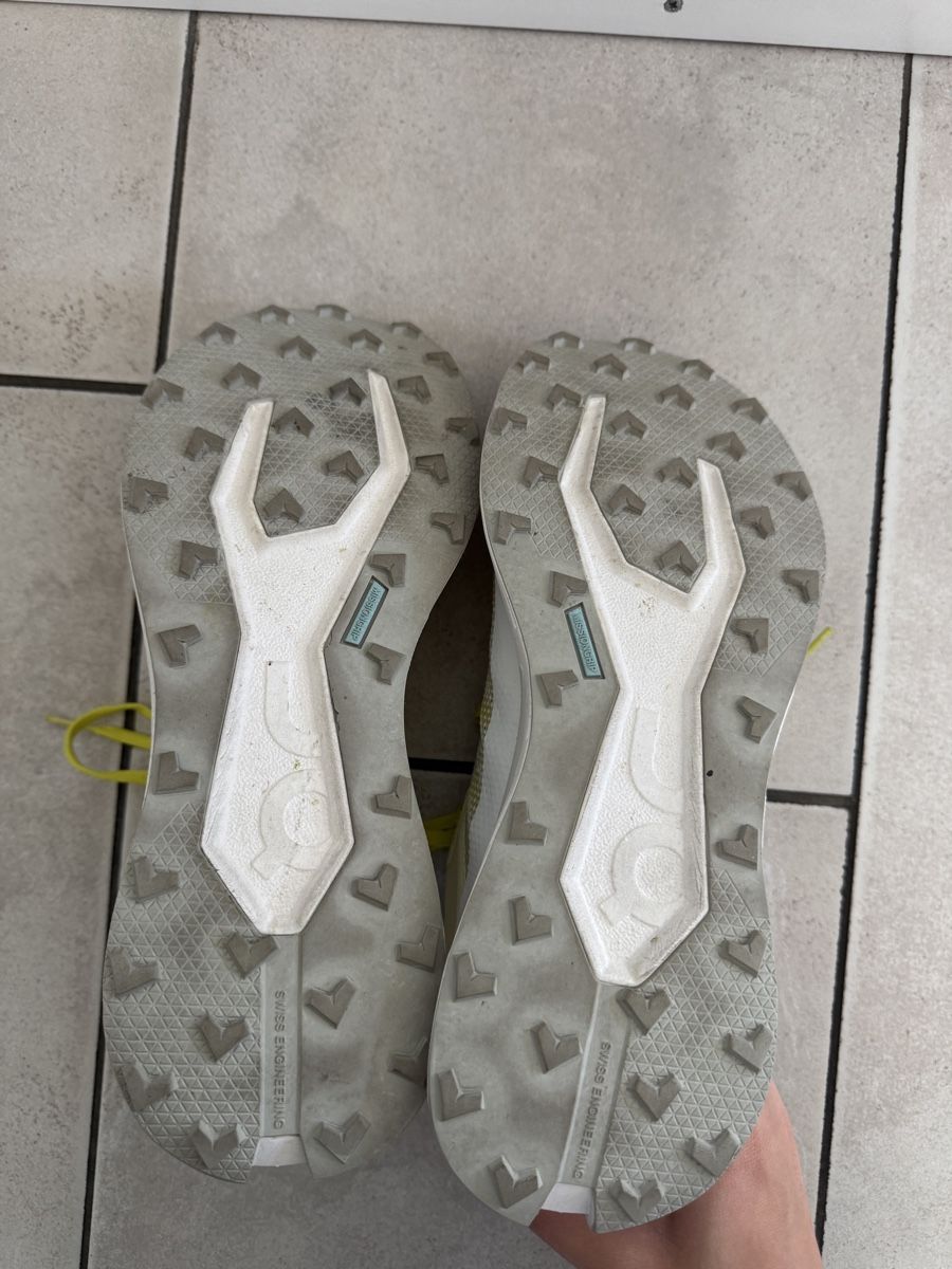 On Scarpe da uomo: On Running On Cloudultra 3, Grösse 42.5 – Nuovo (secondo la descrizione) da Teufen AR venduto da chi_h55m 7