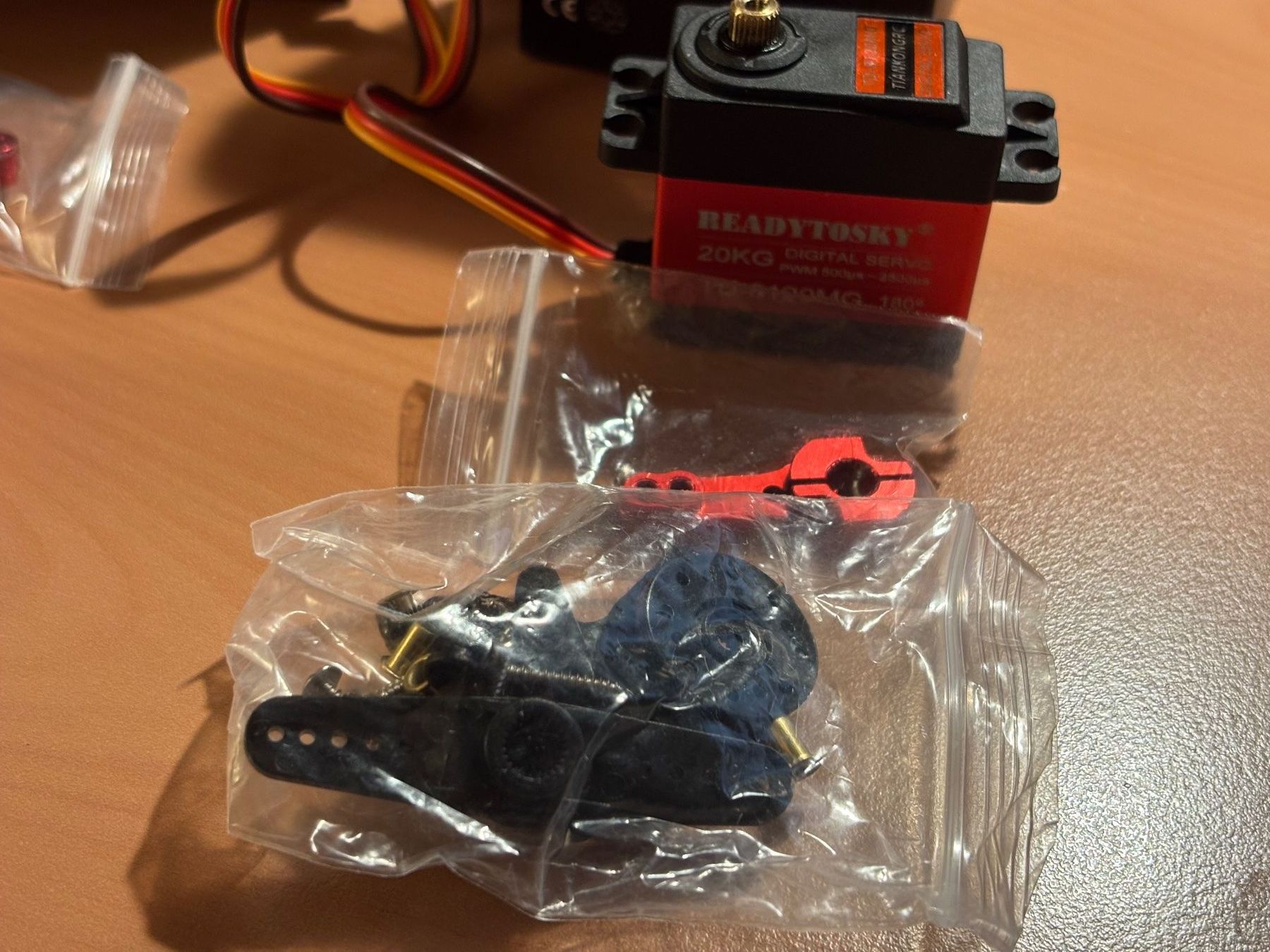 Modellismo RC: Servo TD-8120MG 4x – Nuovo e nell'imballaggio originale da Neuenegg venduto da Puerror 1