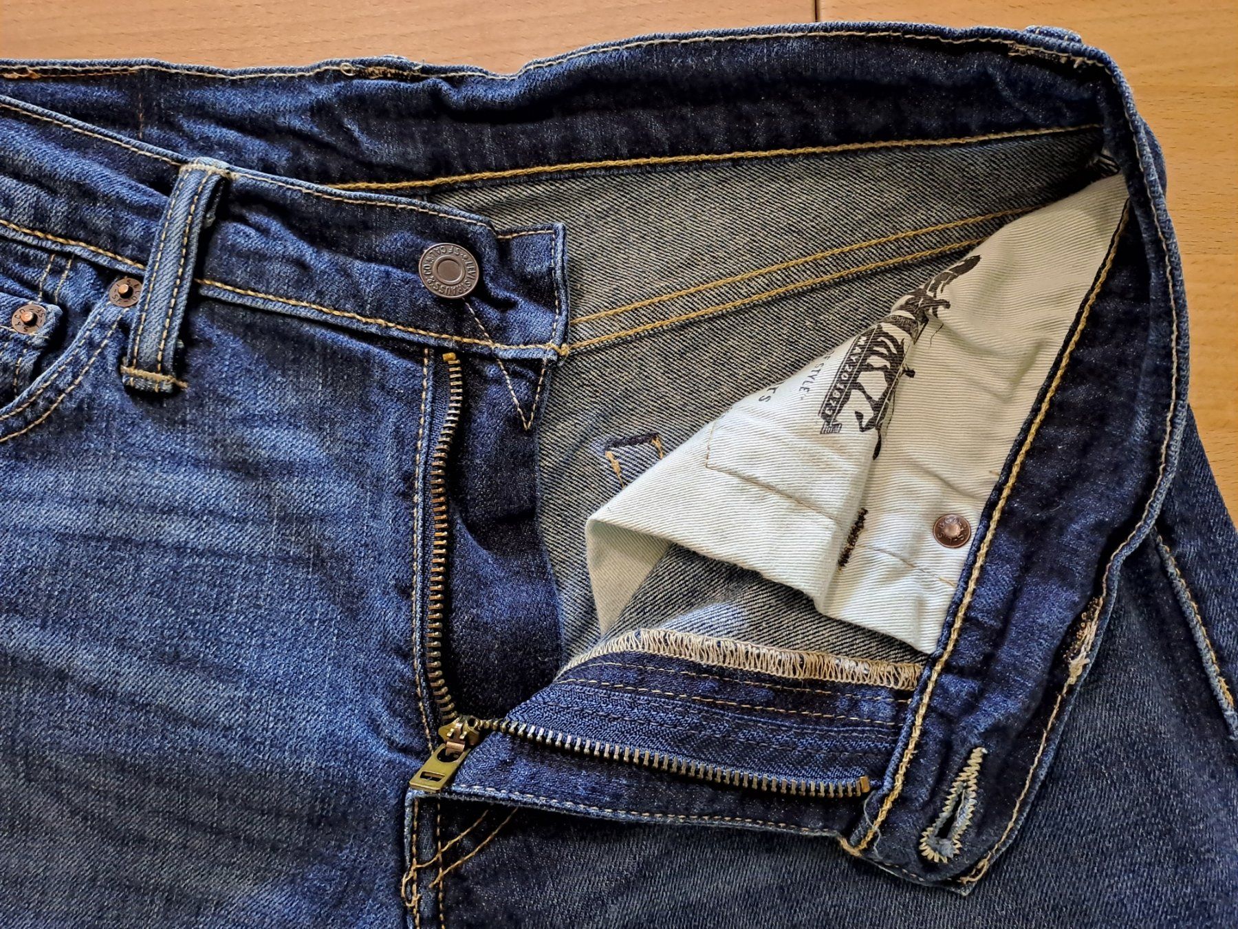 Levi's Jeans: Levis 511 W30 L34 – Usato da Meyrin venduto da dijin 7