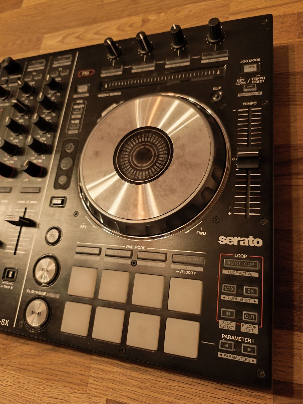 Pioneer Console di mixaggio: Pioneer DDJ-SX DJ Controller mit Serato Software – Usato da Bärau venduto da Rawasson 4