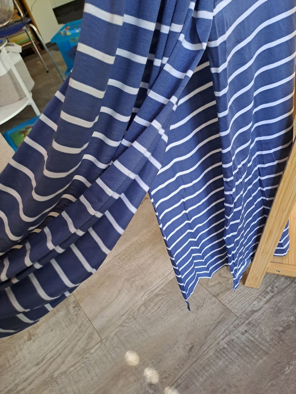 Kleider: Damenkleid TODAY gestreift Grösse L – Gebraucht aus Rickenbach LU von bishiida 2