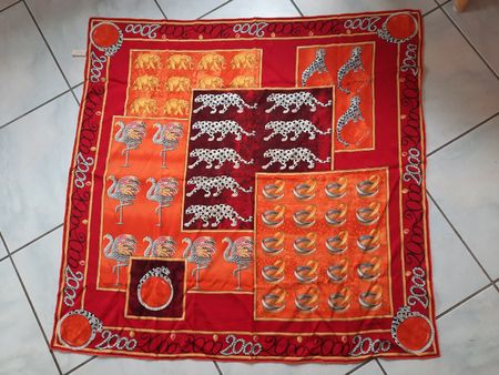 CARTIER 2000. FOULARD, en SOIE, Made in FRANCE
