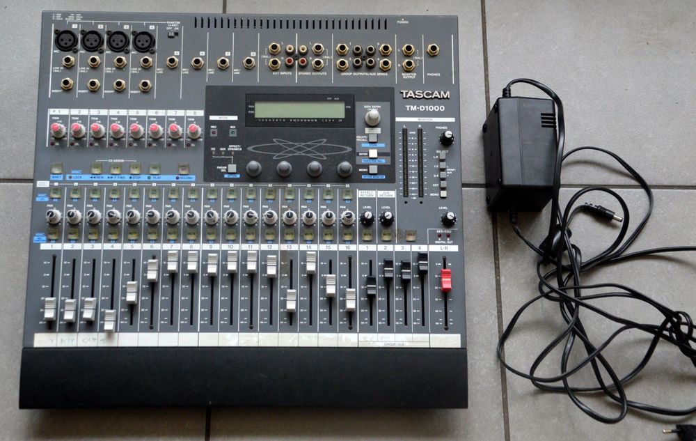 Tascam TMD1000 Digital mixing console Kaufen auf Ricardo