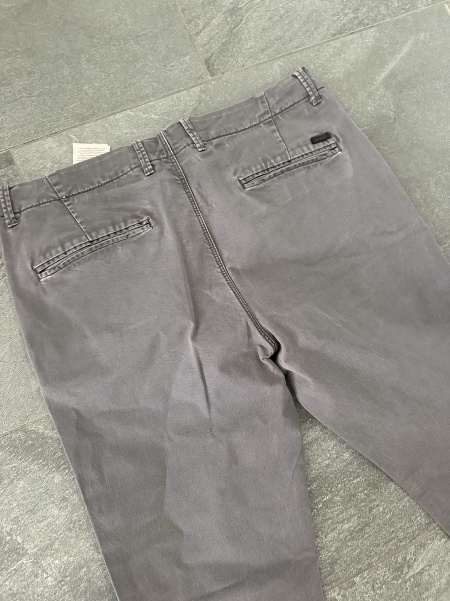 Jack & Jones Pantaloni: Graue Stoffhose Grösse 32/32  – Usato da Davos Platz venduto da mon_v2vm 2