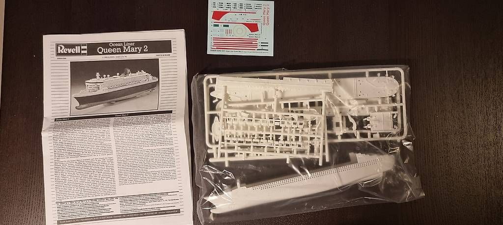 Modellbausätze & Standmodelle: 1:1200 / Ocean Liner Queen Mary 2 – Gebraucht aus Glattbrugg von Katric13 1