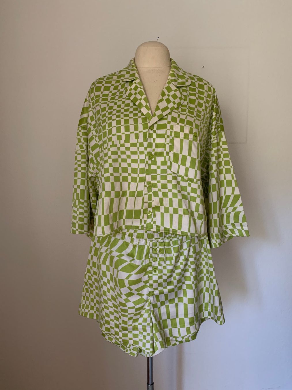 Negligees & Pigiami: Zweiteiliger Pyjama von Monki – Usato da Winterthur venduto da Drachenrose