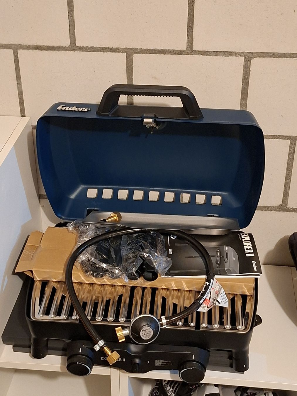 Grills: Enders Explorer ll Camping-Grill – Neu (gemäss Beschreibung) aus Uerkheim von Berg1898 1