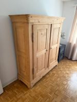 Ancienne armoire en sapin démontable