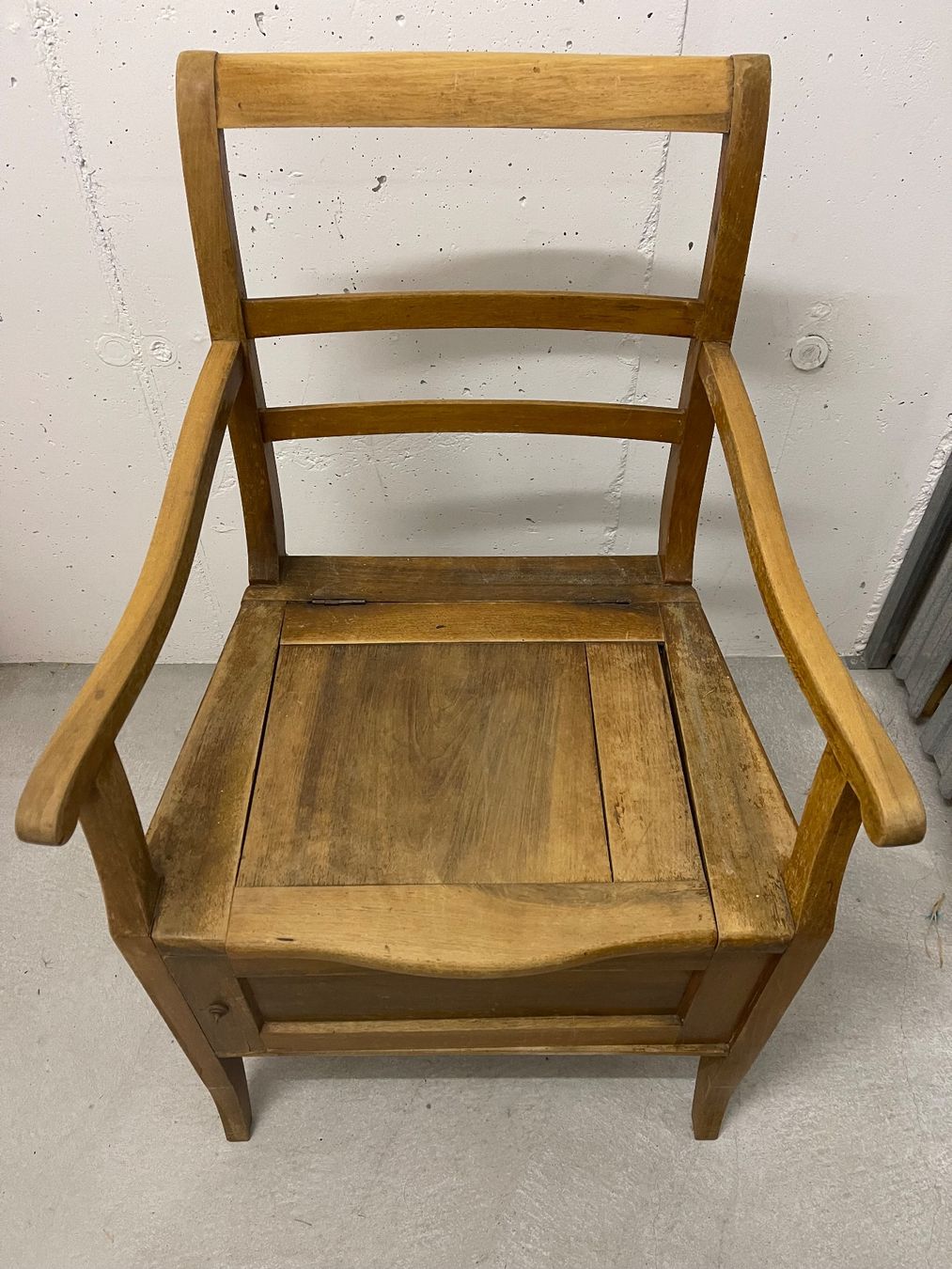 Sedie: Antiker WC Stuhl – Usato da Spreitenbach venduto da R_1691 4
