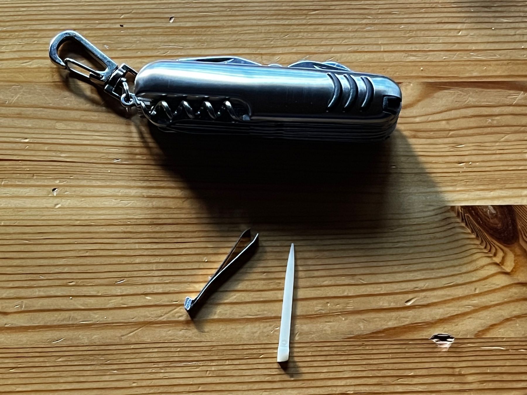 Coltelli tascabile: Praktisches Adventure Ridge Multitool mit Etui, neuwertig – Nuovo (secondo la descrizione) da Grindelwald venduto da IseLune 7