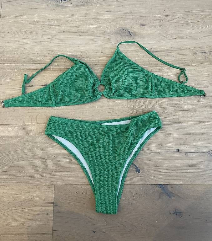 Costumi da bagno & Bikini: Neu! Grünes Bikini GR. S – Nuovo (secondo la descrizione) da Bürglen TG venduto da sab_f6nd