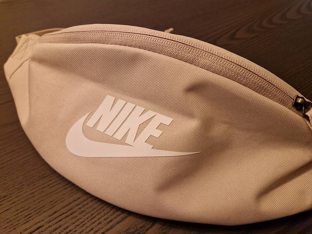 Nike Borse: Nike Bauchtasche. NEU. – Usato da Dübendorf venduto da Olenaaa 3