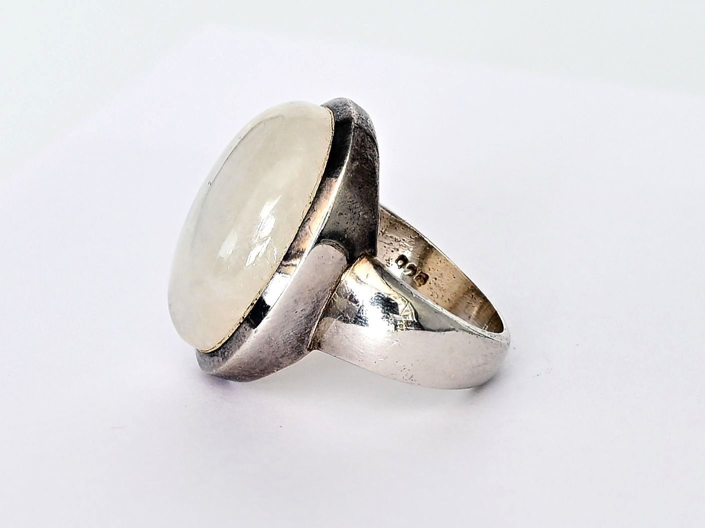 Bagues: Ring Mondstein 925 Silber Grösse 61 – D'occasion à Dürnten par puumies