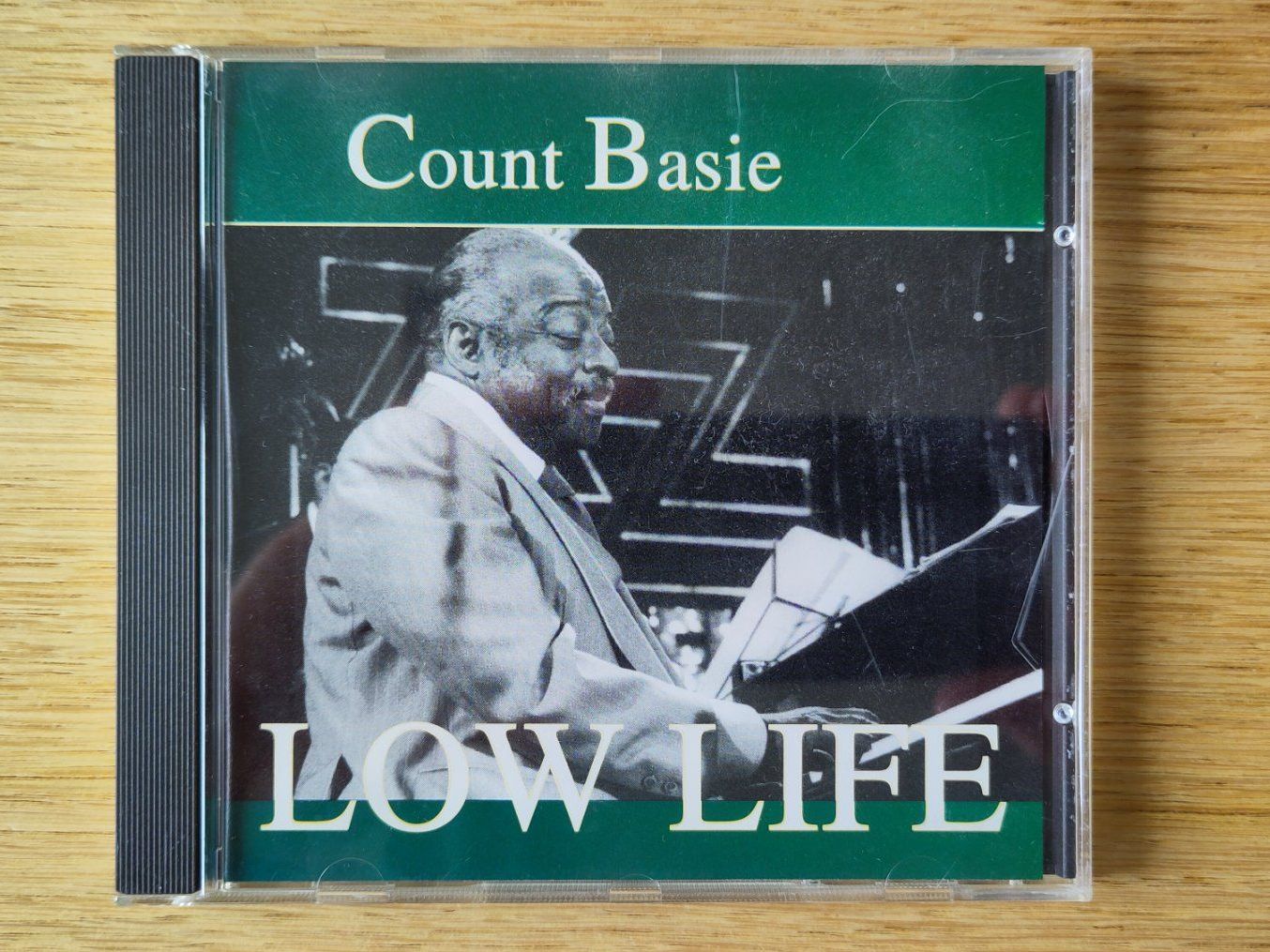 CD: Count Basie - Low Life – Usato da Birmensdorf ZH venduto da crabalocker67