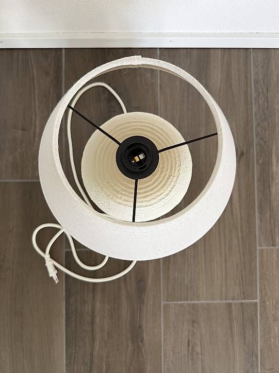 Lampade: Tischlampe (1 oder 2 Stück) – Usato da Dübendorf venduto da pas_w9mm 1