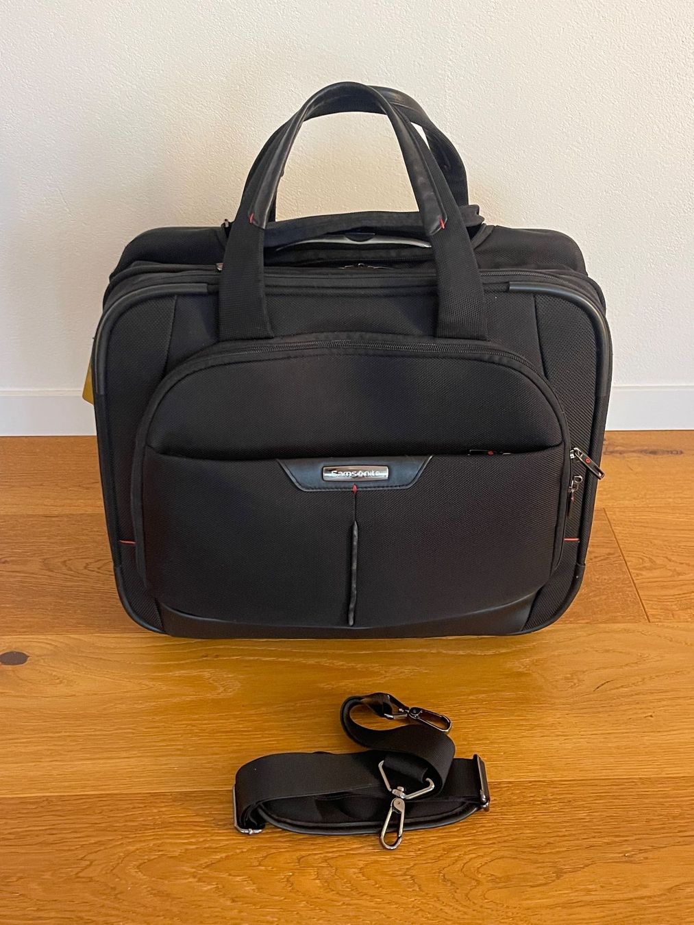 Valigie & Borse: SAMSONITE Trolley Laptoptasche Reisetasche Topzustand – Usato da Wollerau venduto da ruge2