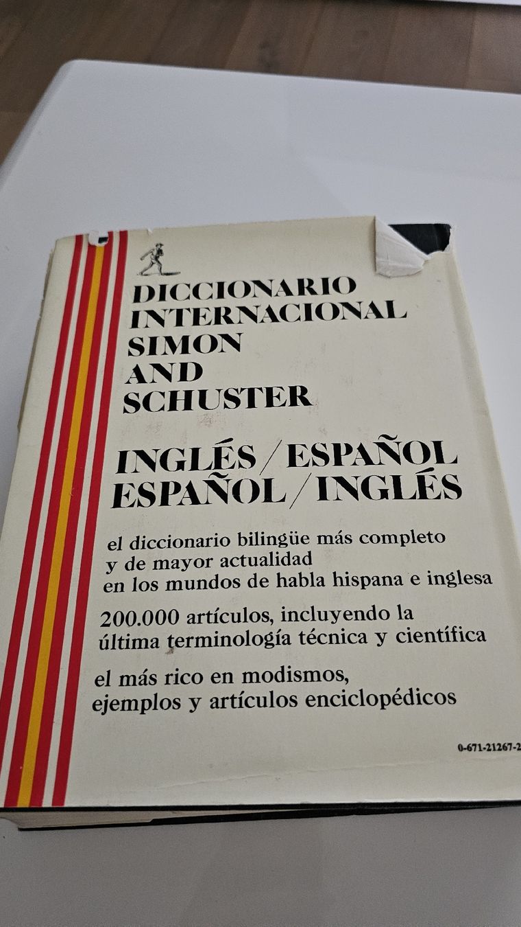 Bücher: Simon & Schuster International Dictionary Englisch–Spanisch – Gebraucht aus Zürich von Emendez 1