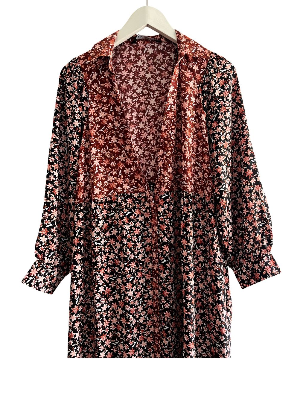 Zara Vestiti: ZARA Maxikleid mit Blumenmuster  - neu - – Nuovo (secondo la descrizione) da Jona venduto da vanessasupermarket20 6