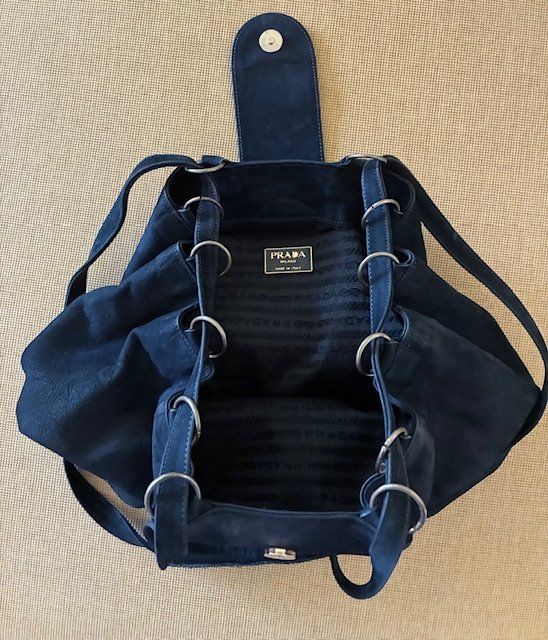 Prada Taschen für Damen: Vintage Prada Tasche – Gebraucht aus Zürich von lakili 1