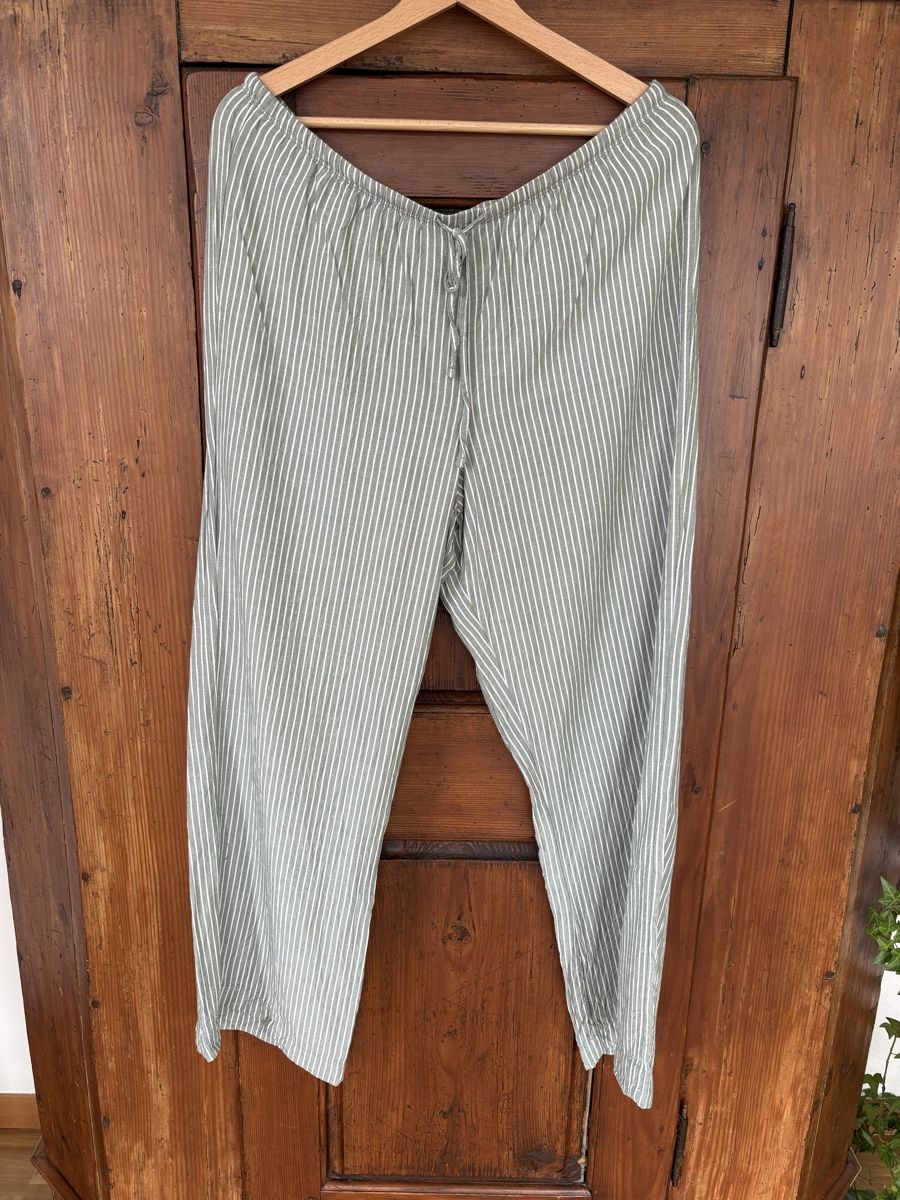 Negligees & Pyjamas: Pyjama Hose – Gebraucht aus St. Gallen von taf_xwv5
