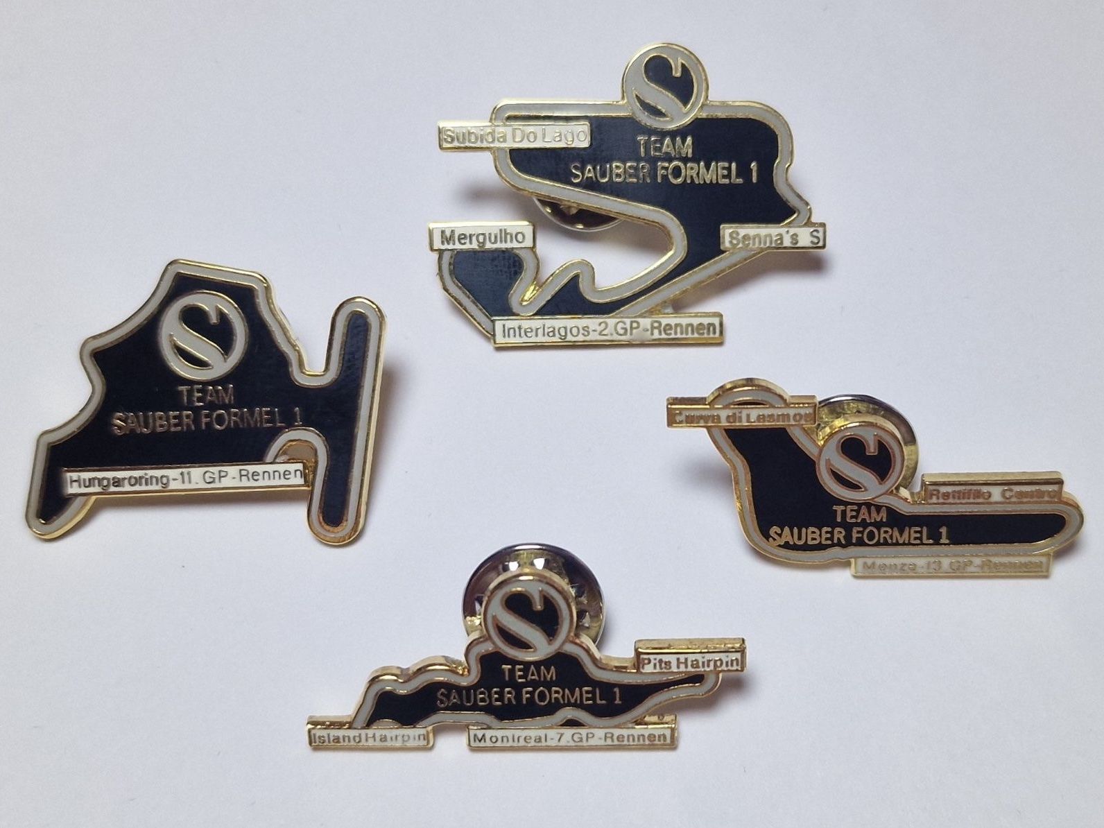 Placchette & Badge: Formel 1 Team Sauber Rennstrecken Pin's – Usato da Mitlödi venduto da Raphy1996