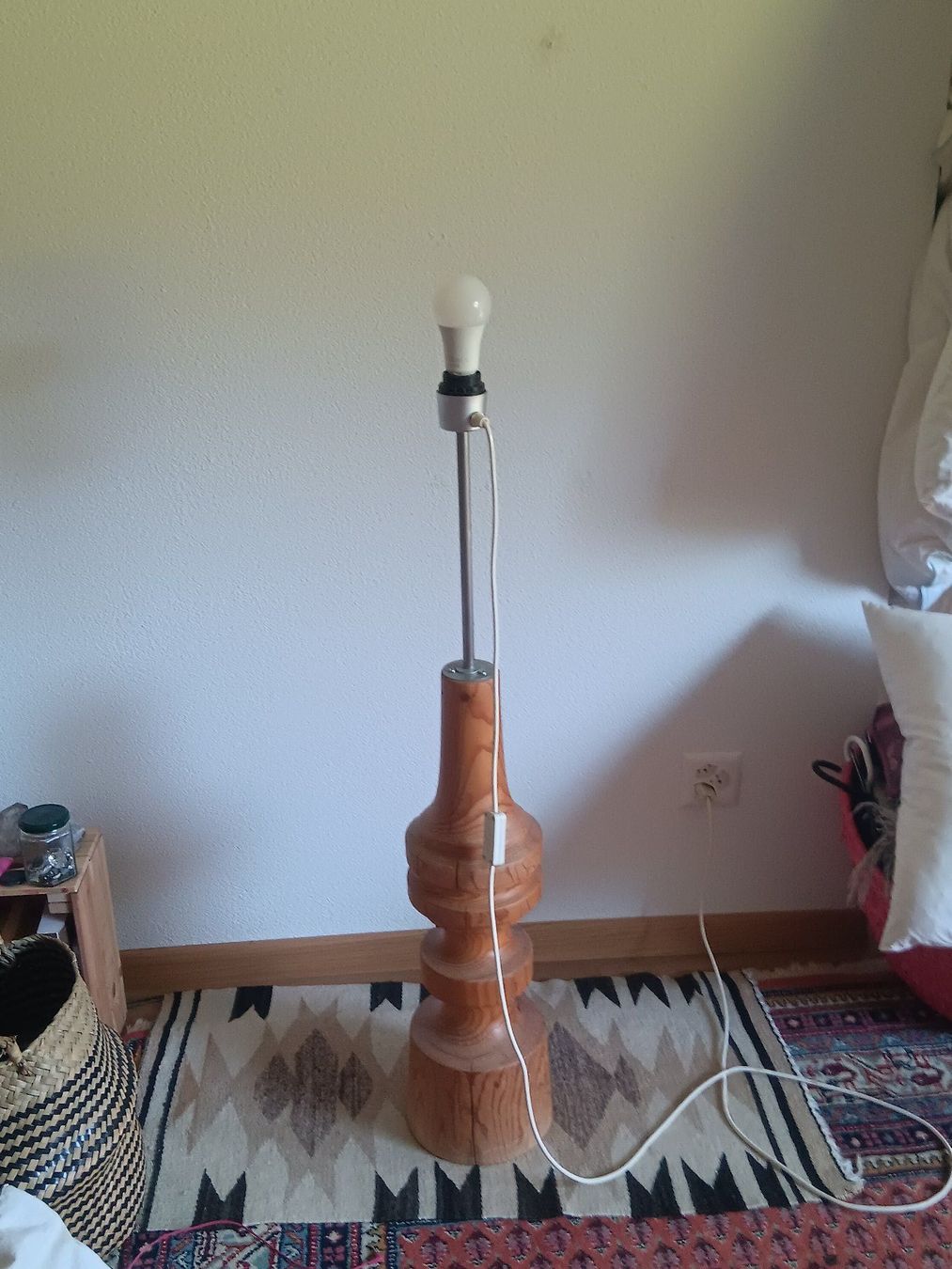 Lampes: Lampada da terra in legno – D'occasion à Rüschlikon par FranSca