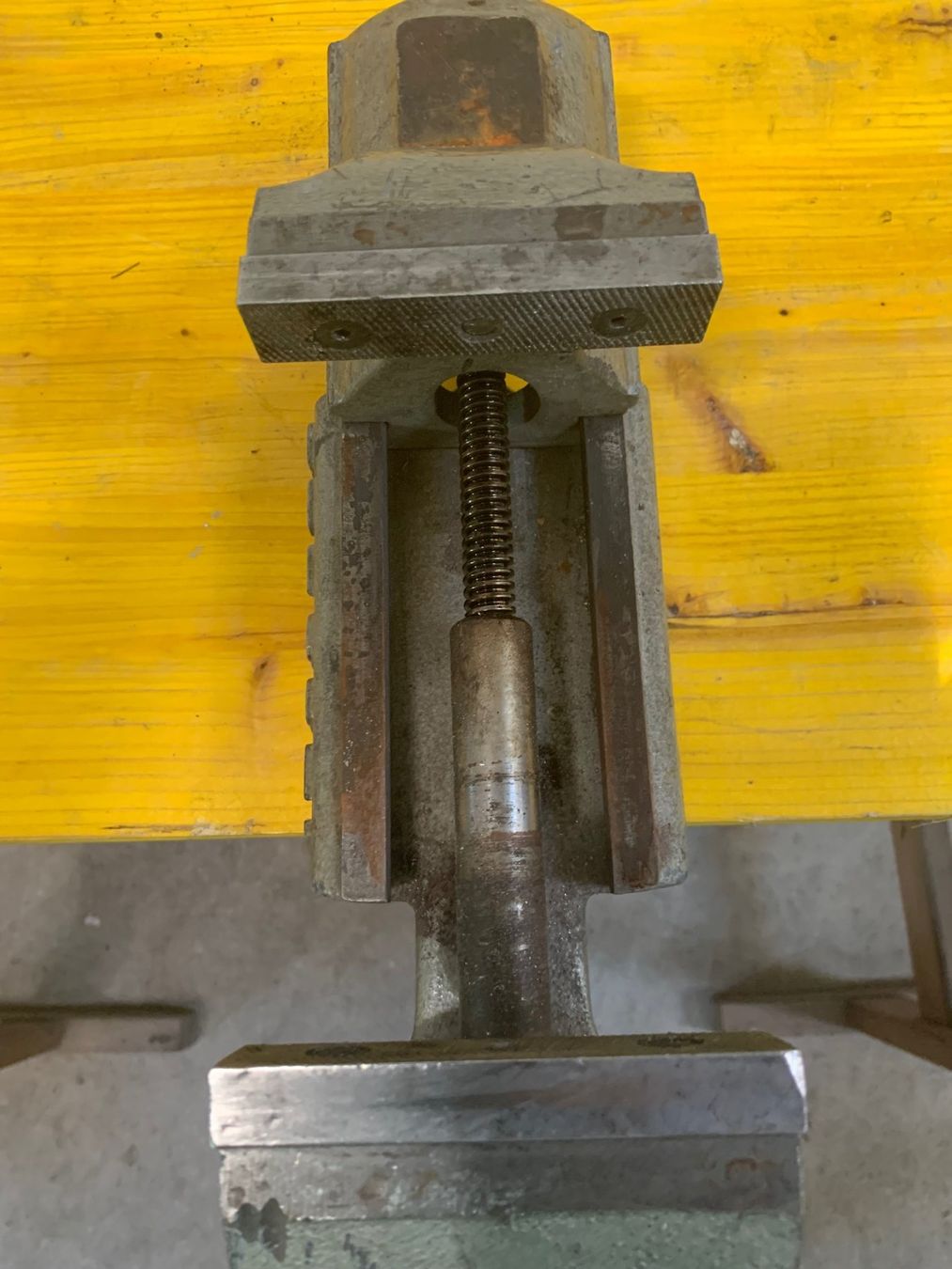 Gressel Tous les outils: Schraubstock Gressel / Sulzer Eelektroguss – D'occasion à Wallisellen par zappenduster 4