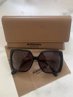BURBERRY Woman Sunglasses with box