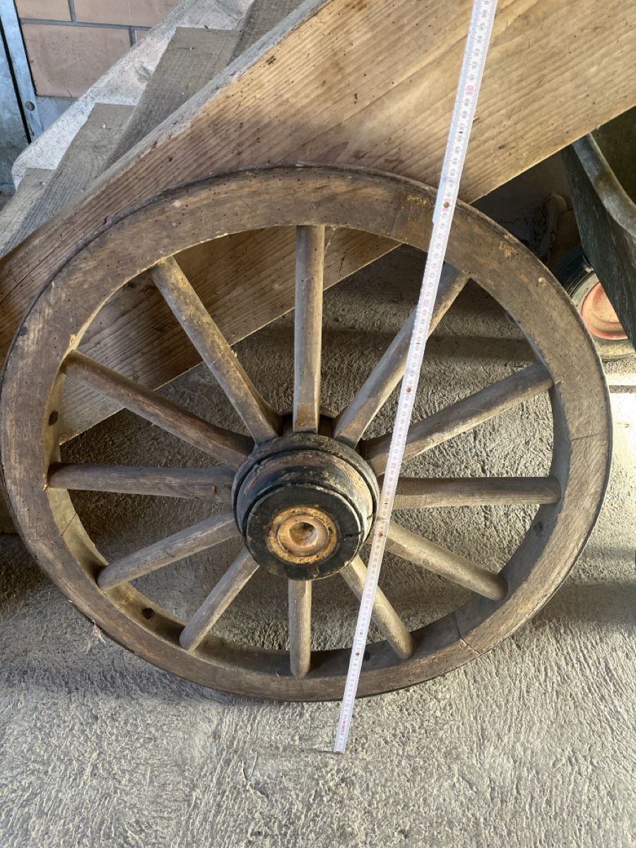 Pneus & Kompletträder: Wagenrad – Gebraucht aus Biglen von bjo_xms6
