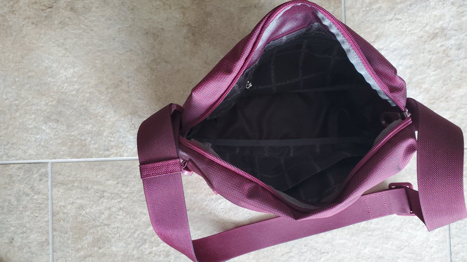 Mandarina Duck Borse da donna: Mandarina Duck Tasche – Nuovo (secondo la descrizione) da Interlaken venduto da mar_65xg 1