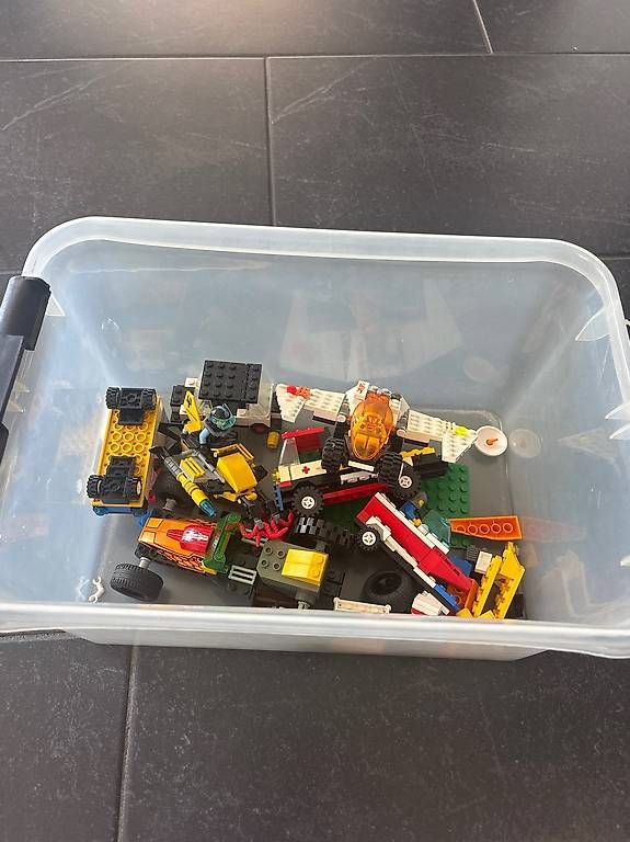 Jouets: Lego Fahrzeuge – D'occasion à Kirchdorf AG par luca.rueede