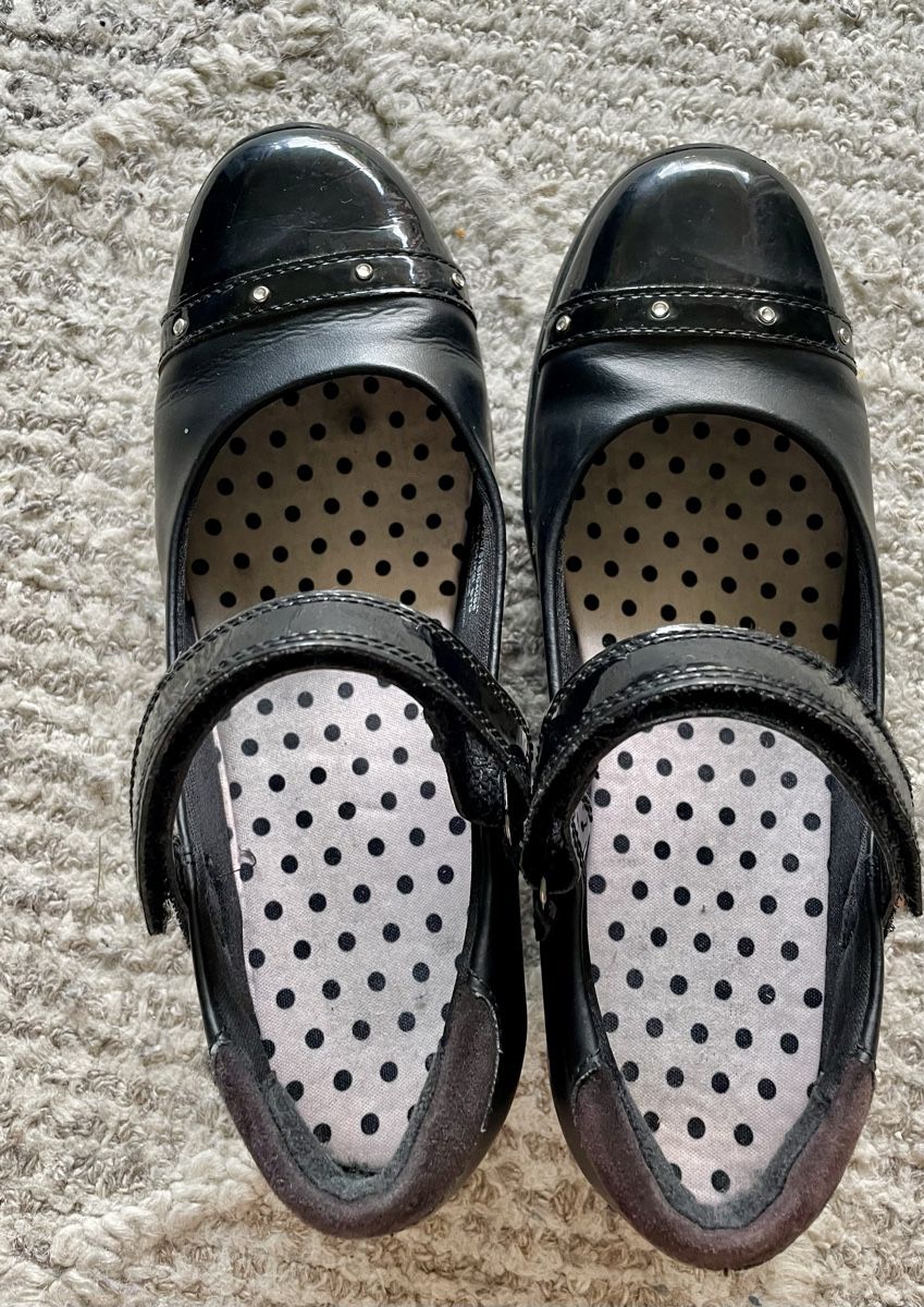 Schuhe für Mädchen: M&S ballerines a talons UK 3 – Gebraucht aus Gilly von otiik 1
