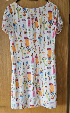 Robe d'été  Motifs africains colorée Surekana, taille XSneuf