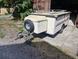 zeltklappanhänger