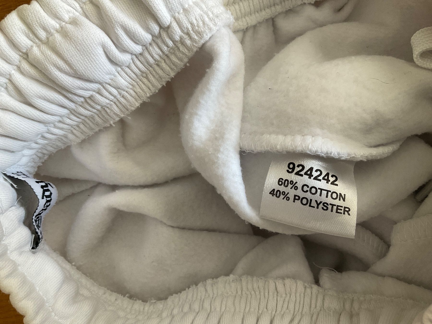 Hosen: Trainerhose Gr. 152 – Gebraucht aus Winterthur von aionila 2