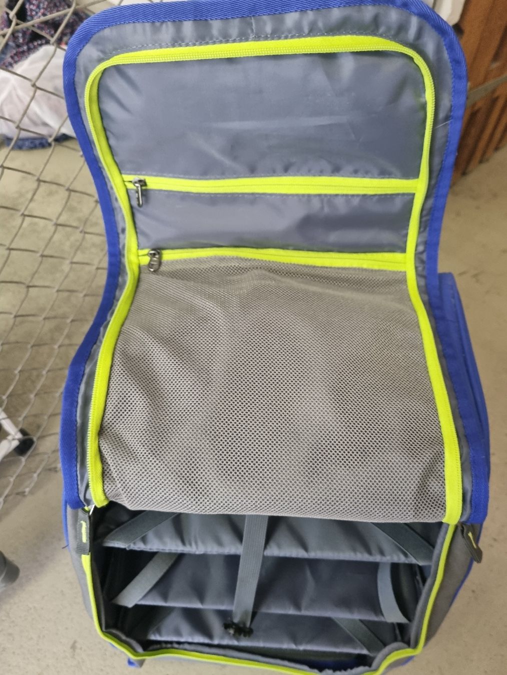 Valigie & Borse: Reisetasche Weissenstein / Trolley mit Ablagen – Usato da Aesch BL venduto da mutti04 8