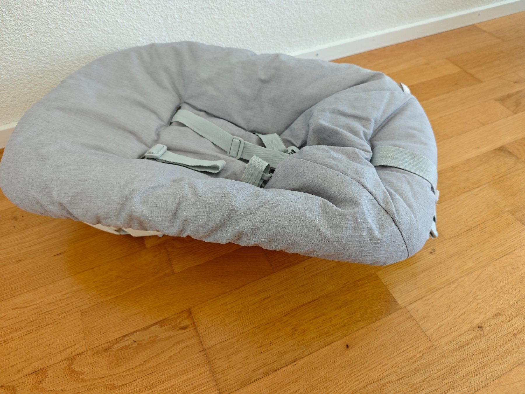 Stokke Seggioloni: Stokke Tripp Trapp Newborn Set – Usato da Zug venduto da ors37