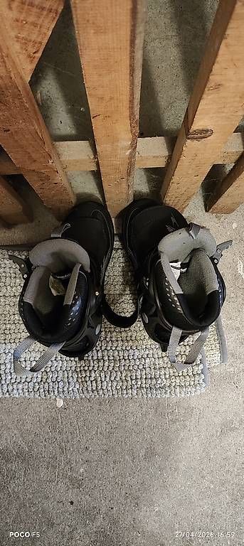 Pattini da ghiaccio: Patins à glace pour enfant – Usato da Neuchâtel venduto da bay_m5gg 4