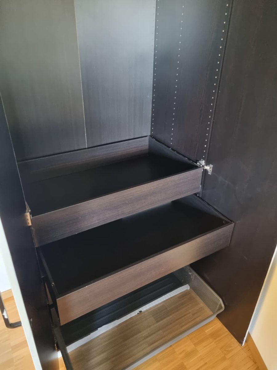 Armadi: Kleiderschrank weiss mit Schubladen – Usato da Steinmaur venduto da RosaliaT 2