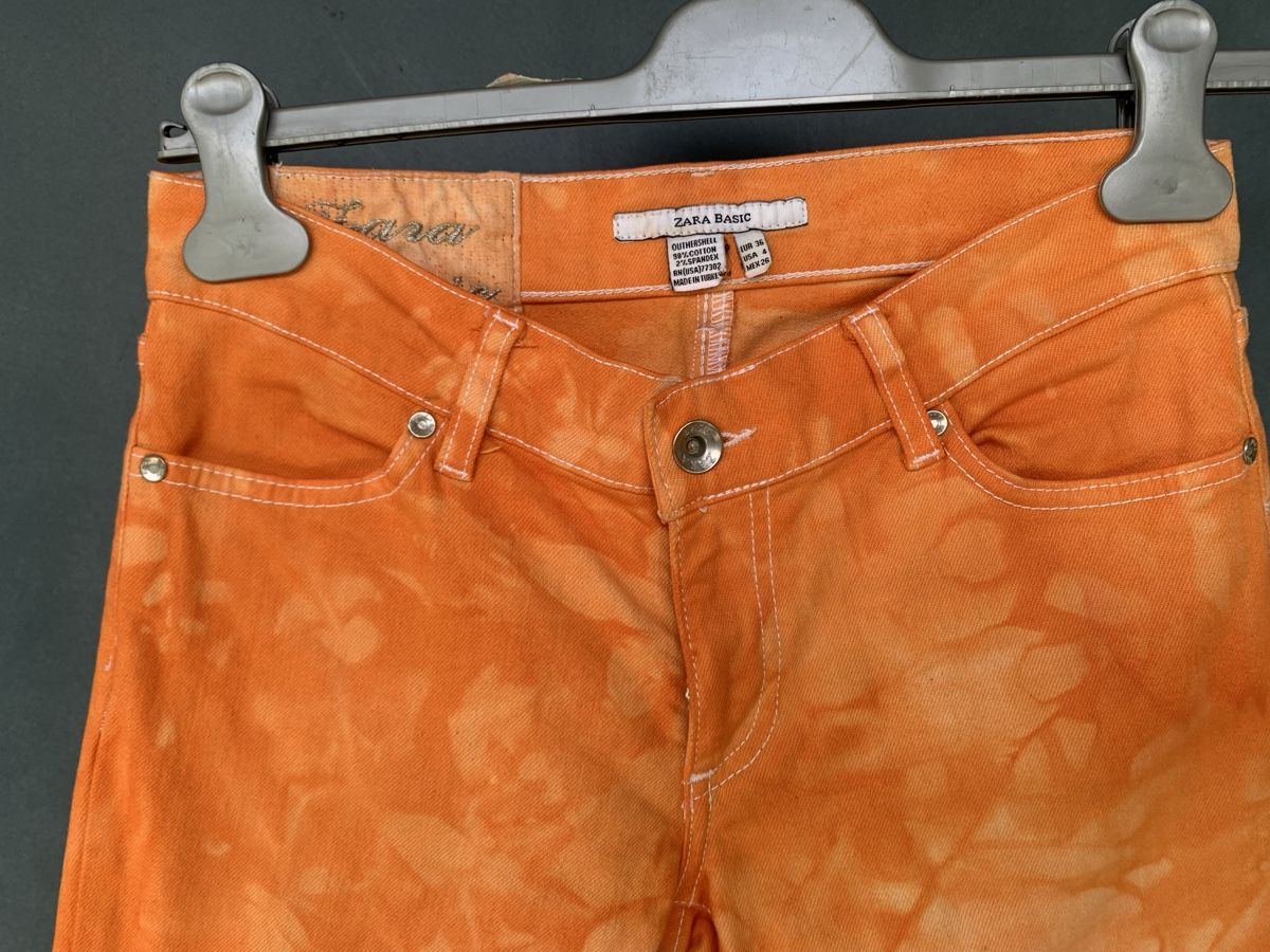 Zara Pantaloni: Batik Hose🌞Gr.S – Usato da Egg b. Zürich venduto da Flummi