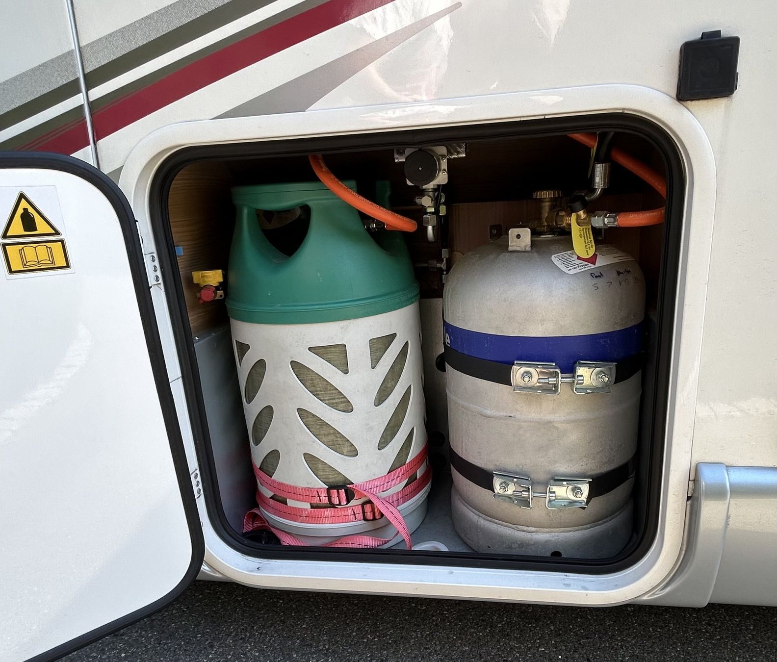 Rapido Veicoli da campeggio: Camper Rapido 766DF – Usato da Rümligen venduto da Itram65 7