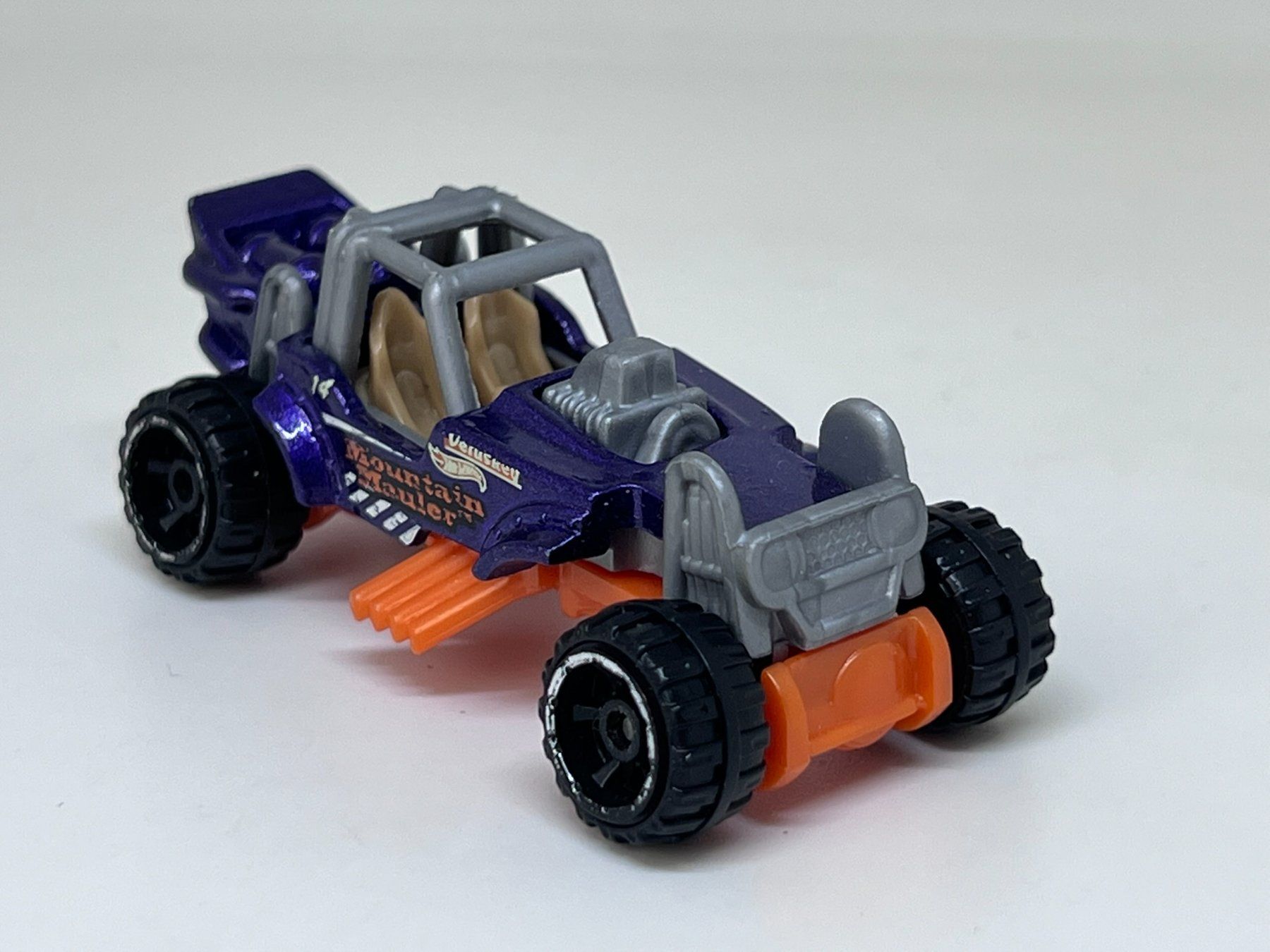 Hot Wheels Modellini d'auto: Hot Wheels Mountain Mauler #251 – Usato da Wildegg venduto da LaaBoutique